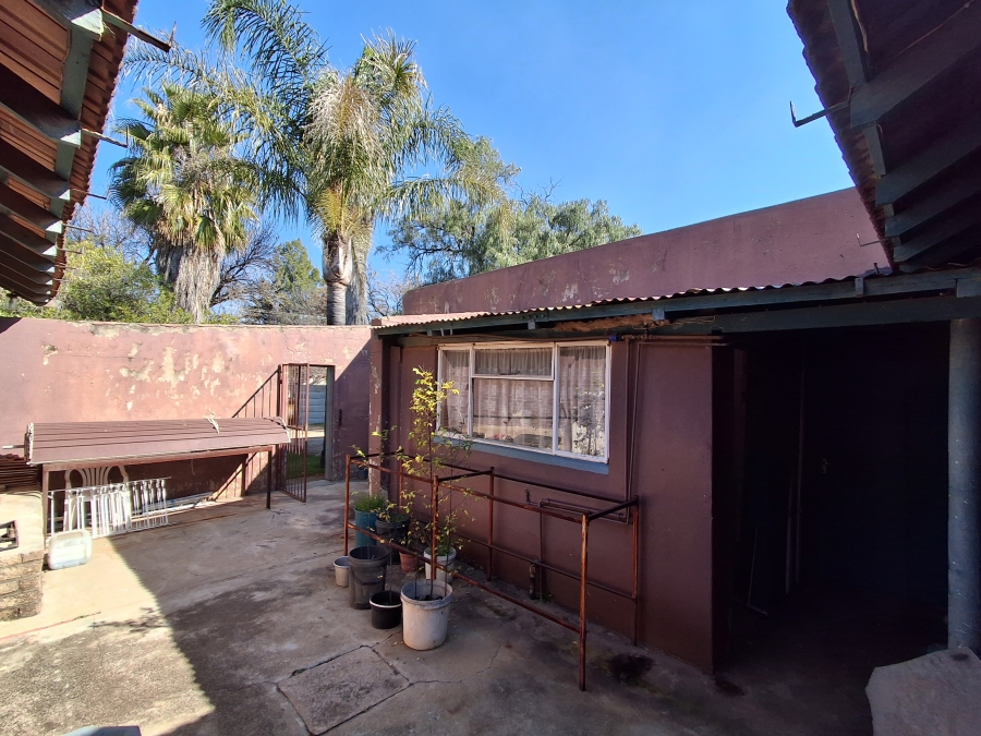 4 Bedroom Property for Sale in Wilkeville North West
